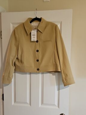 Zara Classic Cropped Beige Jacket - Women